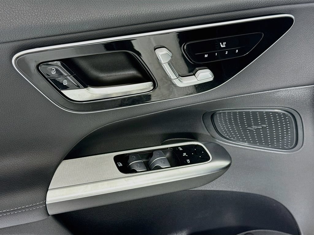 Certified 2026 Mercedes-Benz GLC 300 4MATIC image 23