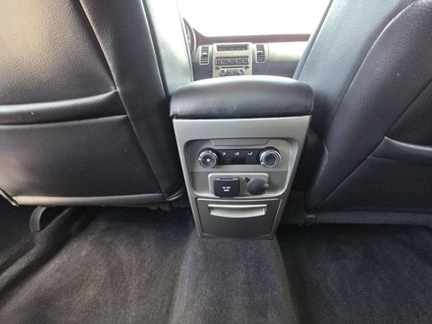 Used 2010 Ford Flex SEL FWD image 19