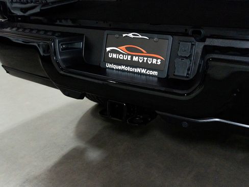 Used 2020 RAM 3500 Limited image 9