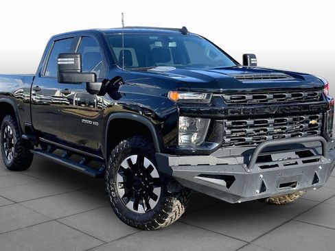 Used 2020 Chevrolet Silverado 2500 Custom w/ Custom Value Package AWD/4WD image 3