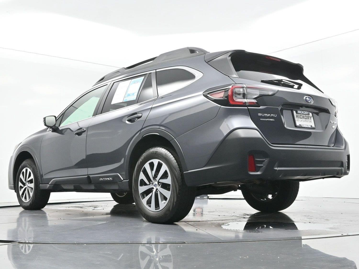 Used 2022 Subaru Outback Premium AWD/4WD image 38