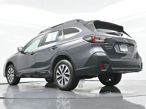 Used 2022 Subaru Outback Premium AWD/4WD image 38