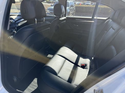 Used 2015 BMW 528i Sedan image 19