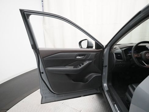 Certified 2023 Nissan Rogue SL image 28