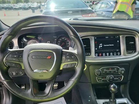 Used 2017 Dodge Charger R/T RWD image 13
