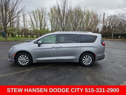 Used 2018 Chrysler Pacifica Touring-L w/ Premium Audio Group