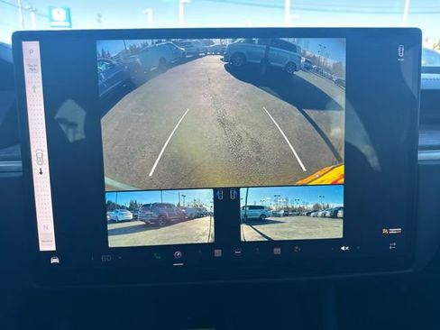 Used 2024 Tesla Model X image 27