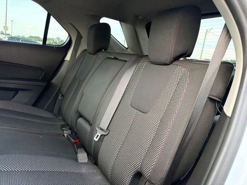Used 2017 Chevrolet Equinox LS FWD image 14
