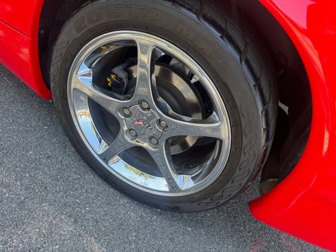 Used 2002 Chevrolet Corvette Convertible w/ Preferred Equipment Group2 RWD image 5