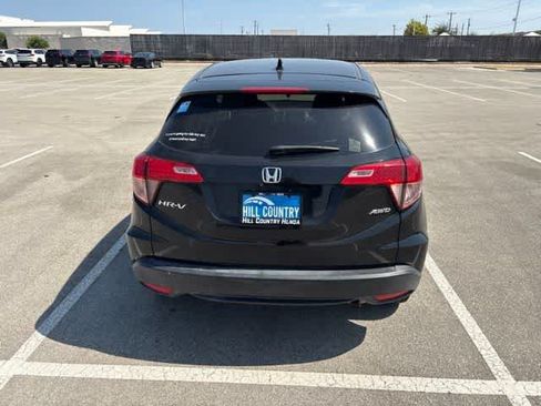 Used 2016 Honda HR-V EX image 4