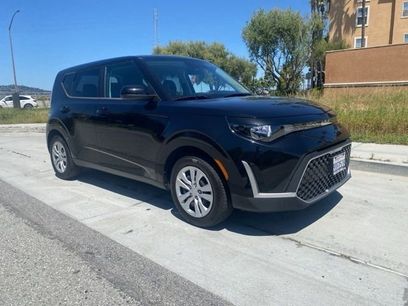 Used 2023 Kia Soul LX