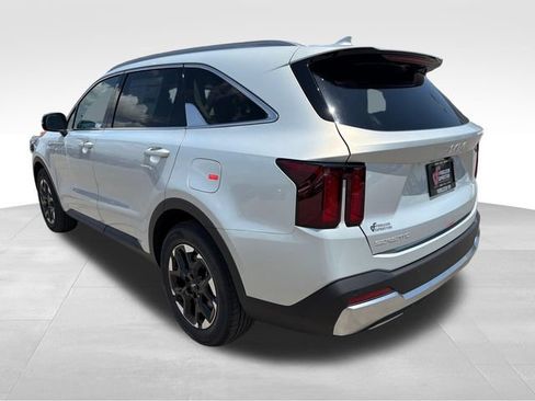 New 2026 Kia Sorento S FWD image 5