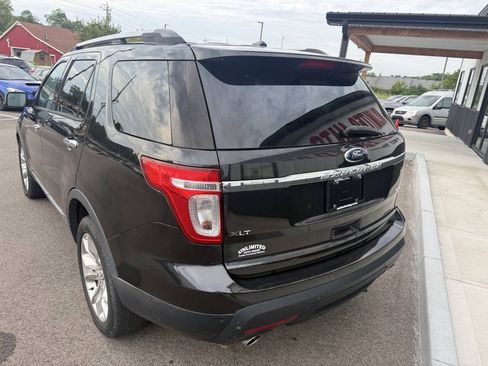 Used 2015 Ford Explorer XLT w/ Equipment Group 202A AWD/4WD image 10