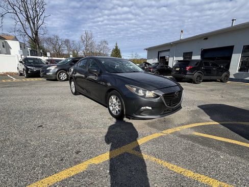 Used 2014 MAZDA MAZDA3 i Touring image 4