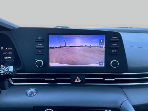 Used 2022 Hyundai Elantra SEL w/ Cargo Package FWD image 24