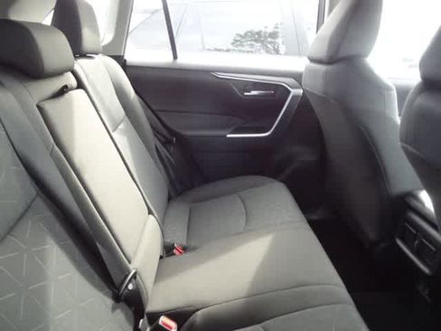 Certified 2025 Toyota RAV4 XLE AWD/4WD image 15