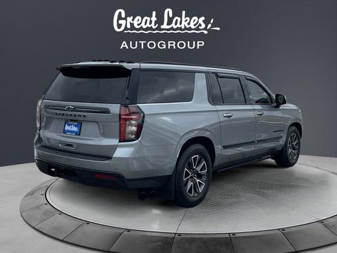 Used 2024 Chevrolet Suburban Z71 w/ Z71 Off-Road Package AWD/4WD image 5