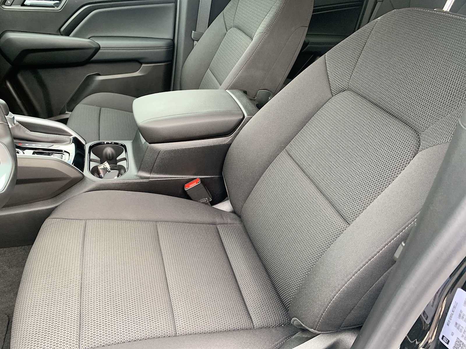 Used 2026 Chevrolet Colorado LT AWD/4WD image 19