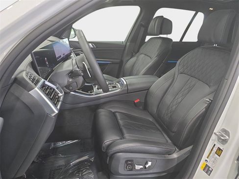 Certified 2026 BMW X5 xDrive50e w/ M Sport Package image 12