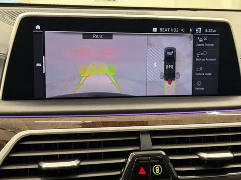 Used 2021 BMW 750i xDrive w/ Executive Package AWD/4WD image 19