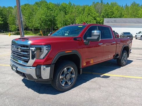 New 2026 GMC Sierra 2500 SLT AWD/4WD image 3