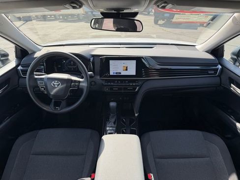 Used 2026 Toyota Camry LE FWD image 17