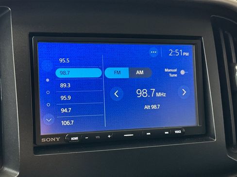 Used 2017 GMC Canyon SLE w/ SLE Convenience Package RWD image 22
