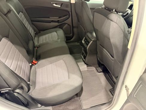 Used 2019 Ford Edge SE w/ SE Fleet Driver's Package AWD/4WD image 39