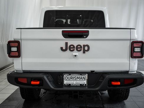 New 2026 Jeep Gladiator Mojave w/ Technology Group AWD/4WD image 5