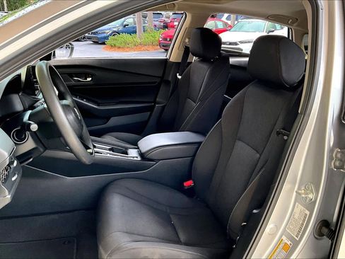 Used 2025 Honda Accord SE image 8