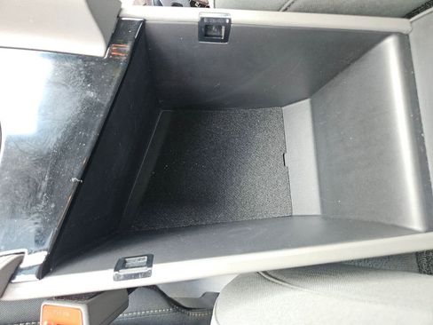 Used 2025 Hyundai Elantra SEL FWD image 30