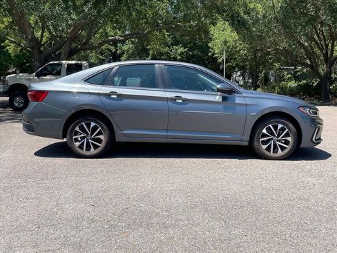 Used 2025 Volkswagen Jetta S FWD image 2