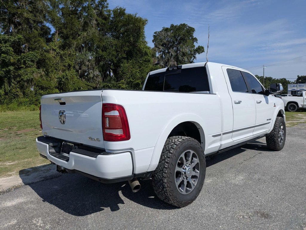 Used 2022 RAM 3500 Limited w/ Safety Group AWD/4WD image 3