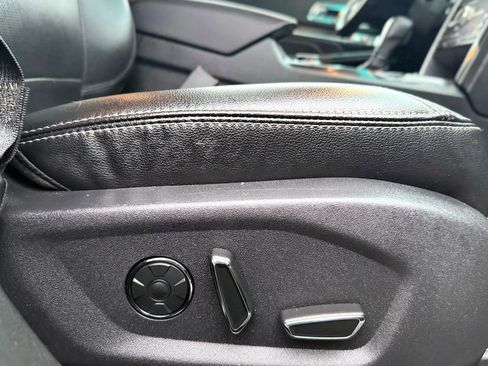 Used 2016 Ford Explorer Limited w/ Equipment Group 301A image 43