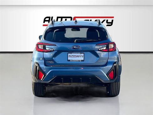Used 2024 Subaru Crosstrek 2.0i Premium image 6