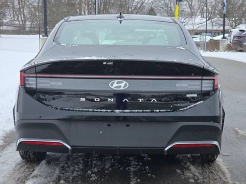 New 2026 Hyundai Sonata Blue FWD image 23