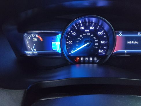 Used 2017 Ford Explorer XLT w/ Equipment Group 202A image 23