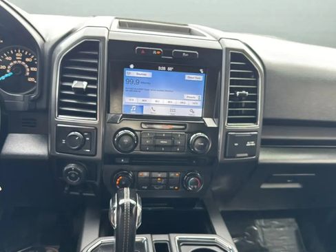 Used 2018 Ford F150 XLT w/ Equipment Group 301A Mid RWD image 30
