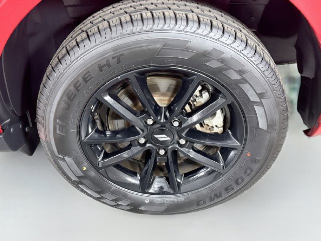 Used 2020 Dodge Journey SE w/ SE Popular Equipment Group FWD image 30