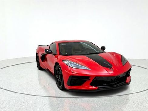 Used 2023 Chevrolet Corvette Stingray Premium Cpe w/ Z51 Performance Package RWD image 2