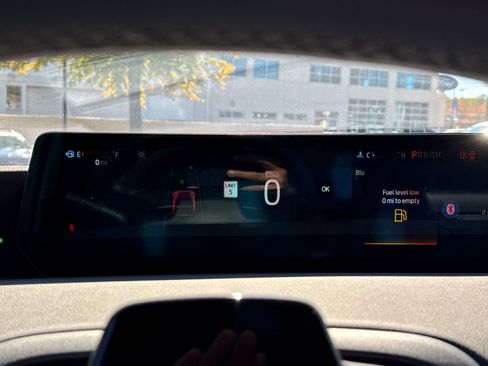 New 2025 Ford Expedition Max Platinum w/ Stealth Performance Package image 30