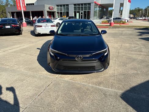 New 2026 Toyota Corolla LE image 10