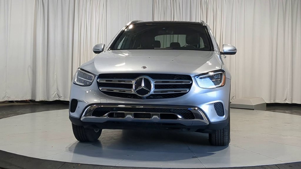 Used 2021 Mercedes-Benz GLC 300 4MATIC image 3