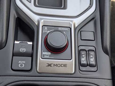 Used 2021 Subaru Forester Premium AWD/4WD image 28