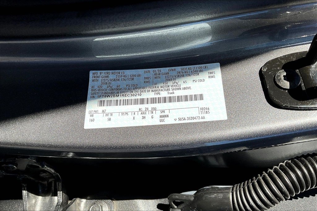 Used 2024 Ford F250 Lariat w/ Lariat Ultimate Package AWD/4WD image 23