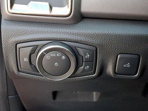 Used 2022 Ford Ranger XLT w/ Equipment Group 301A Mid image 26