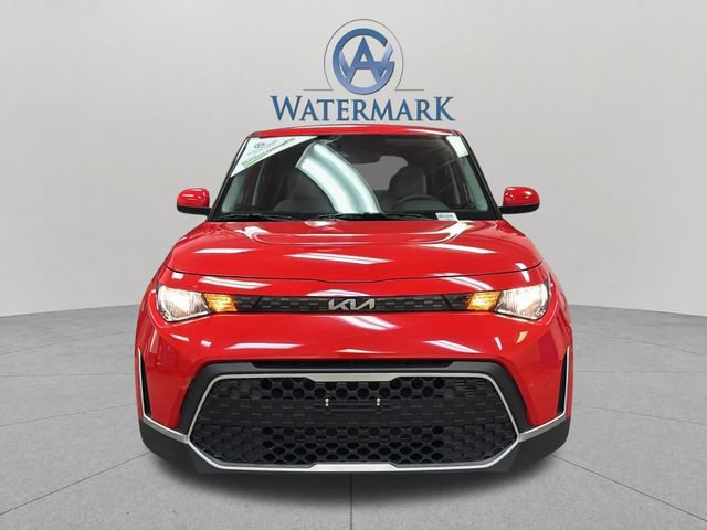 Used 2025 Kia Soul LX FWD image 9