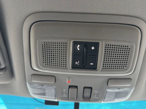 Used 2013 Subaru Tribeca Limited w/ PWR Moonroof Pkg image 21