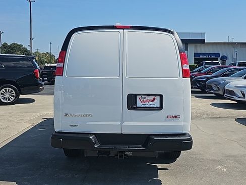 New 2025 GMC Savana 3500 w/ Driver Convenience Package image 5