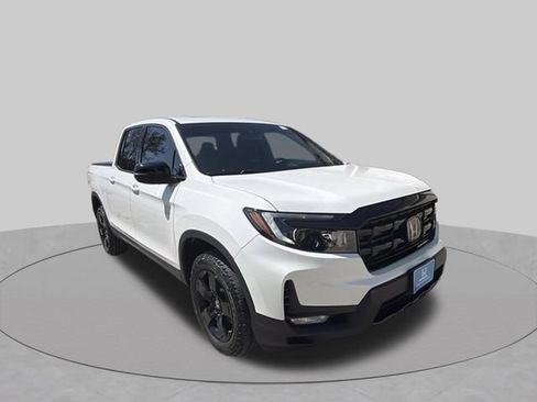 Used 2025 Honda Ridgeline Black Edition image 7